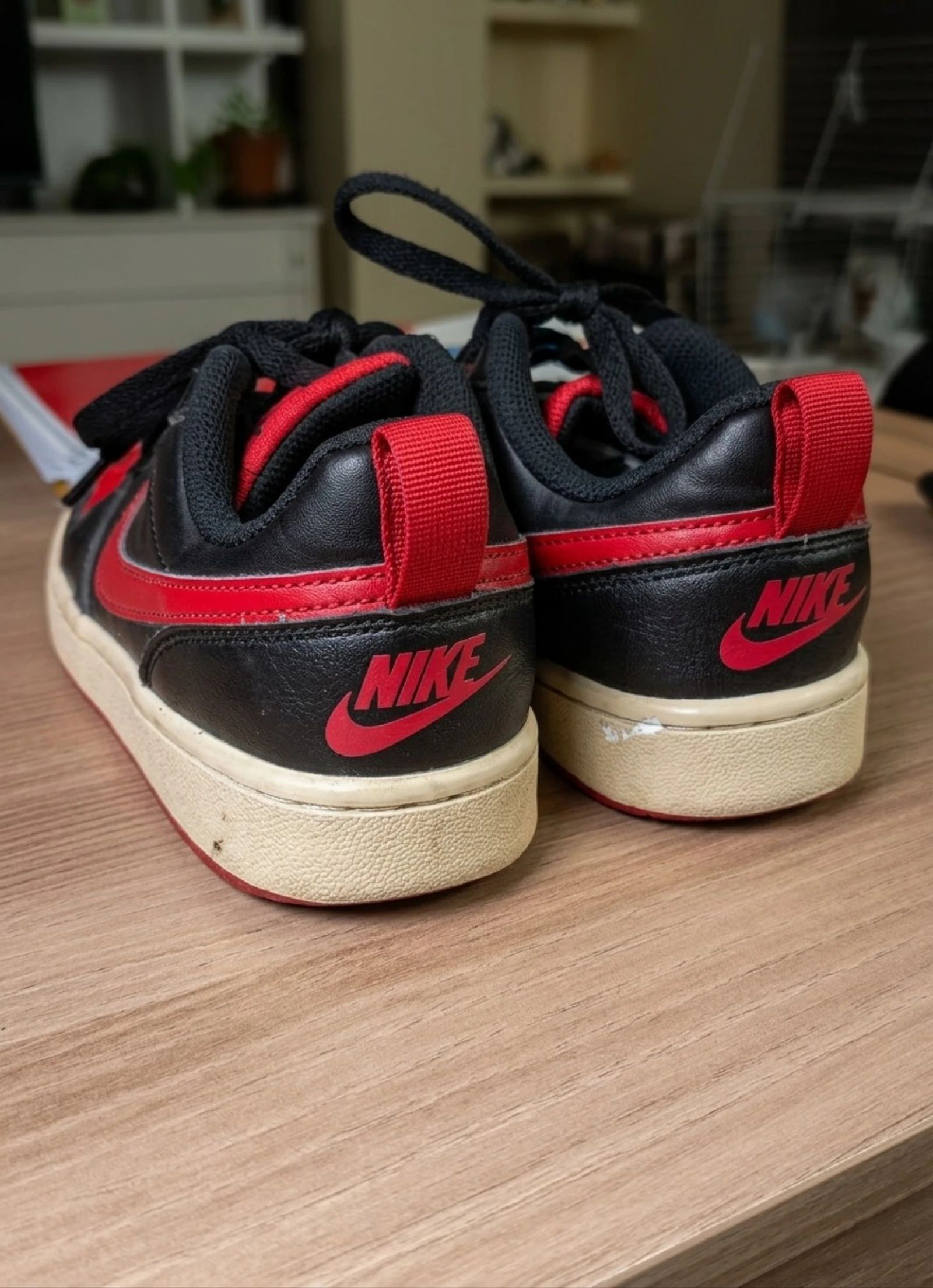 Nike sneakers – photo 4